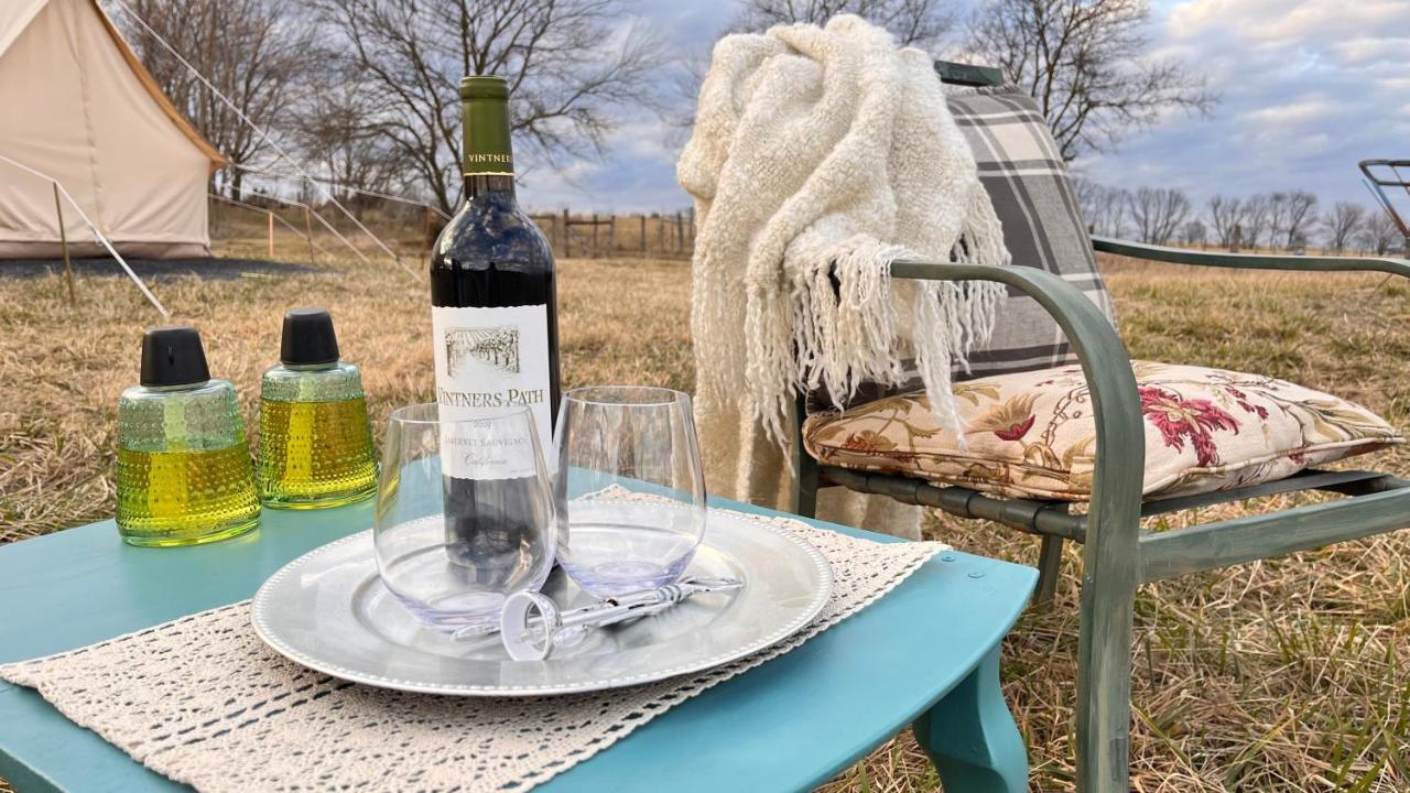 Shenandoah Valley Glamping - Amazing Views - Farm Edinburg Buitenkant foto